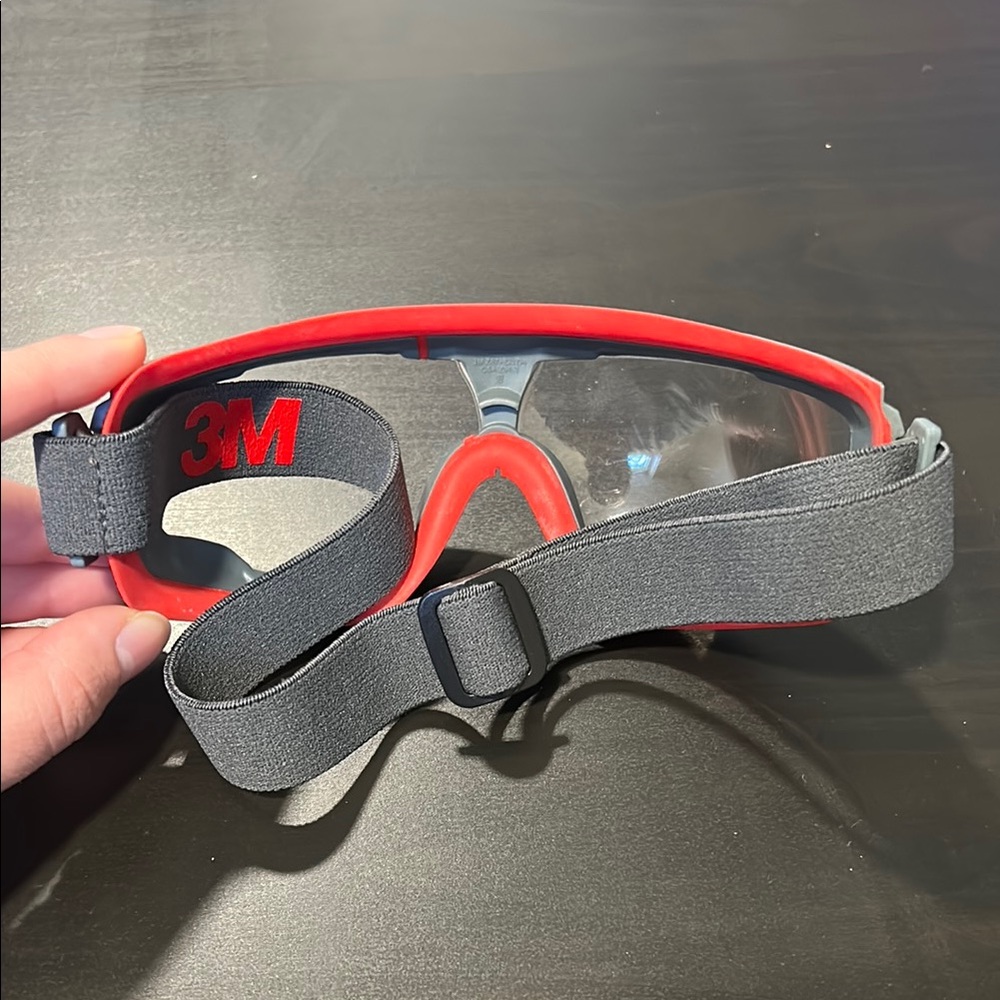 3M Protective Goggles - Picture 2 of 2